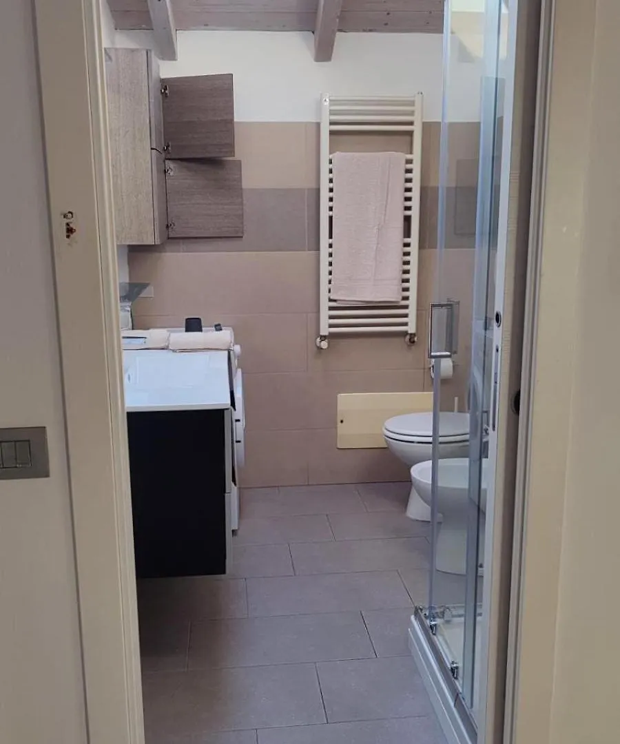 Apartment In The Center Of Vigevano 0*,